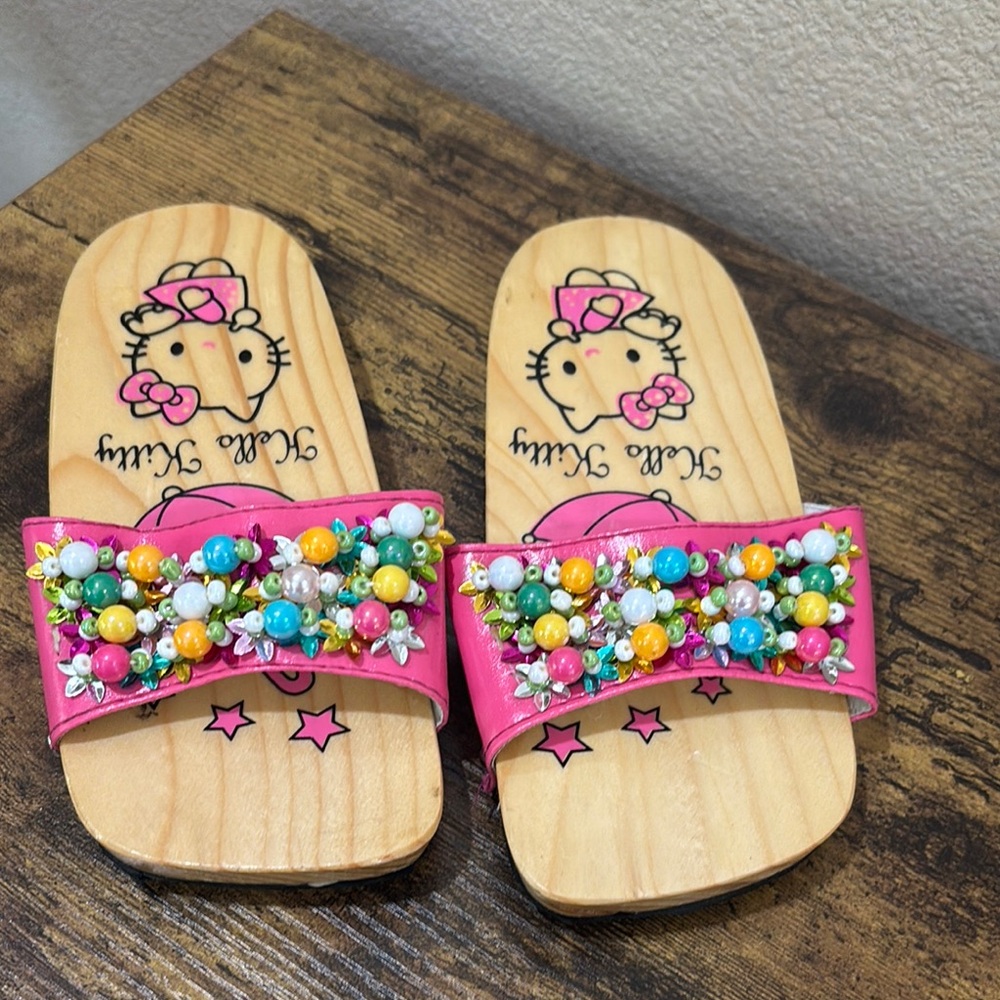 Hello Kitty Colorful Beaded Kids Sandals